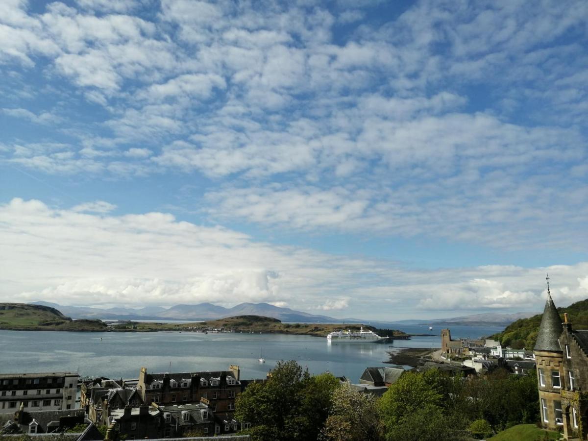 Central Oban Studio With Stunning View 外观 照片